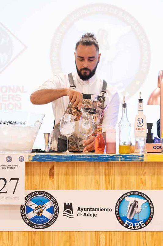 Ricki-Perez-de-Lanzarote-Gin Tonic-2023
