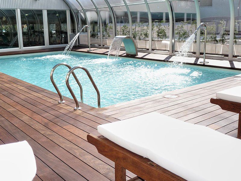 Sercotel-Guadiana-piscina-exterior-climatizada